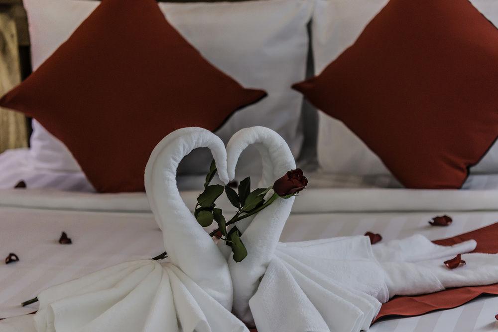 Diamond Palace Resort & Sky Bar Пном Пен Екстериор снимка