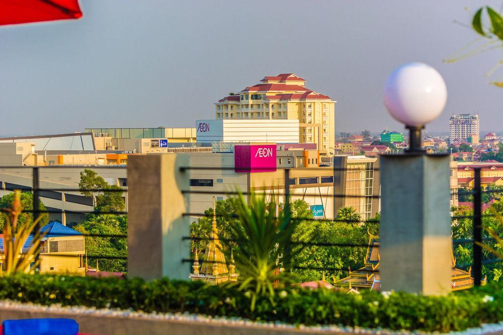 Diamond Palace Resort & Sky Bar Пном Пен Екстериор снимка